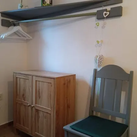 Buekki Csend Vendeghaz Διαμέρισμα *